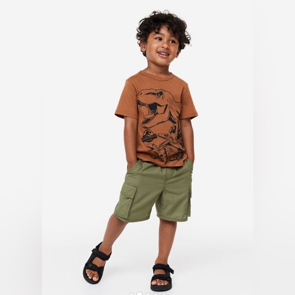 H&M Cotton Cargo Shorts Green - Picture 1 of 7